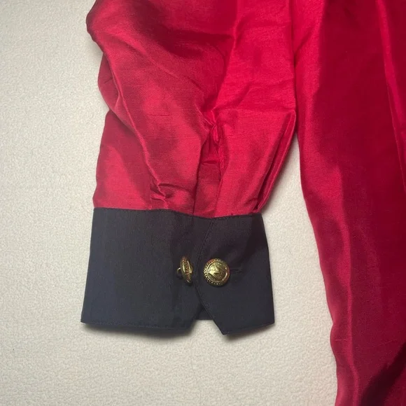 Bob Mackie Wearable Art Cat
Embroidered Silk Blouse Red Black
Button-Up M - Picture 7 of 11